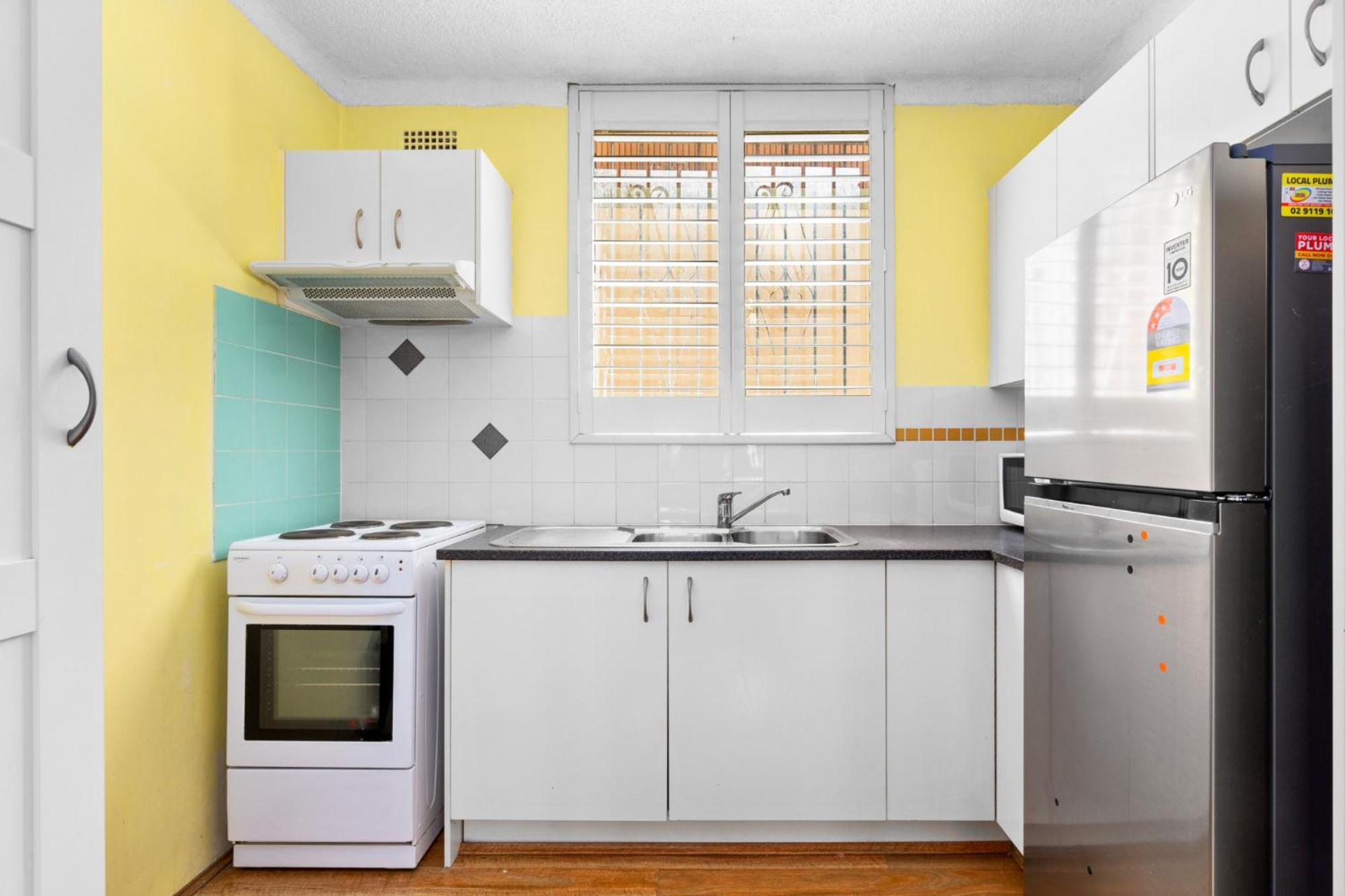 Convenient In Trendy Inner-city Suburb *